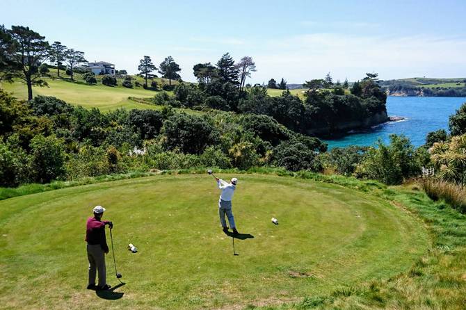 ニュージーランド　ゴルフ　オークランド